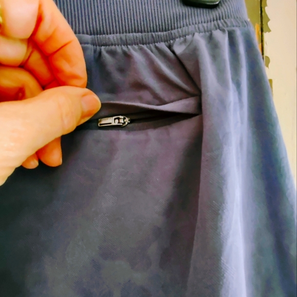 TEXTURED ANKLE PANTS BY ATHLETA 18 NWOT - Picture 5 of 5